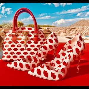 Aldo lip heels and lip purse to match. Size 8.5